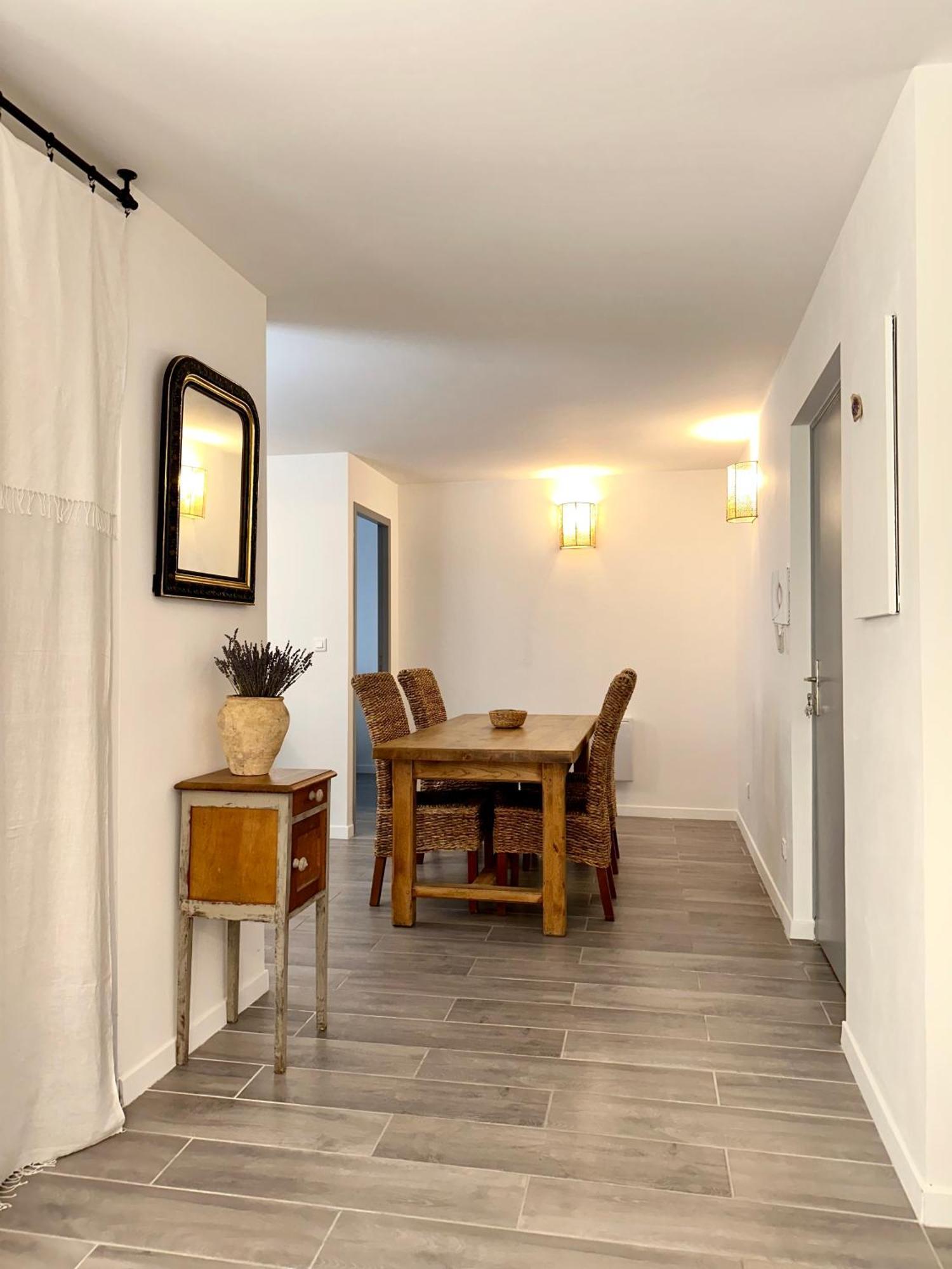 Lou Paseo : Appartement Brocante Centre Historique Л'Иль-сюр-ла-Сорг Экстерьер фото